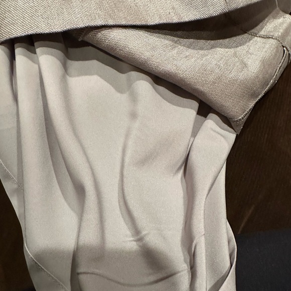 Nie & Toe Metallic Taupe Color.Lined. Zipper Closure In The Back. Sz 14. - Picture 8 of 12